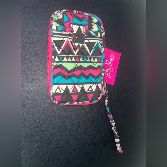 Pink Quilted Wristlet Lily Reese Geo Pattern - Picture 3 of 7